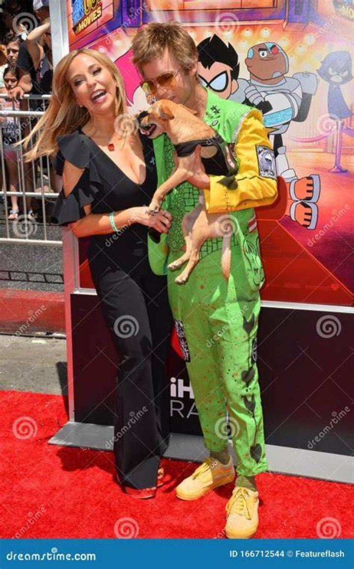 Tara Strong & Greg Cipes redactionele afbeelding. Image of talent